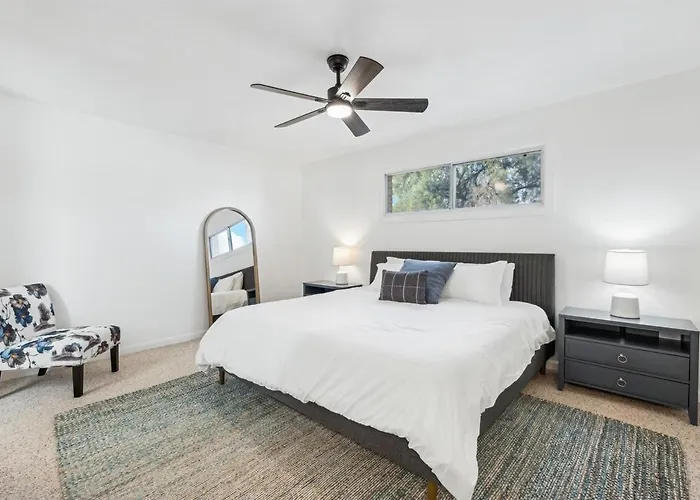 Fully Renovated With Pool *