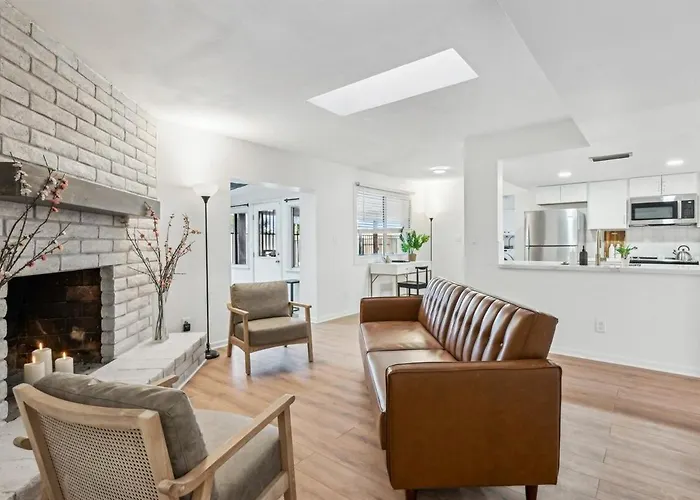 Fully Renovated With Pool * Tempe